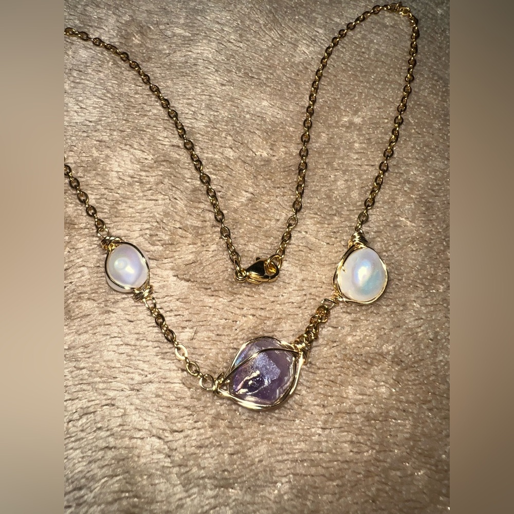 🌊Custom Aura Amethyst & Pearl Choker (15") - Picture 4 of 14